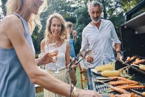 Barbecue avec des amis 