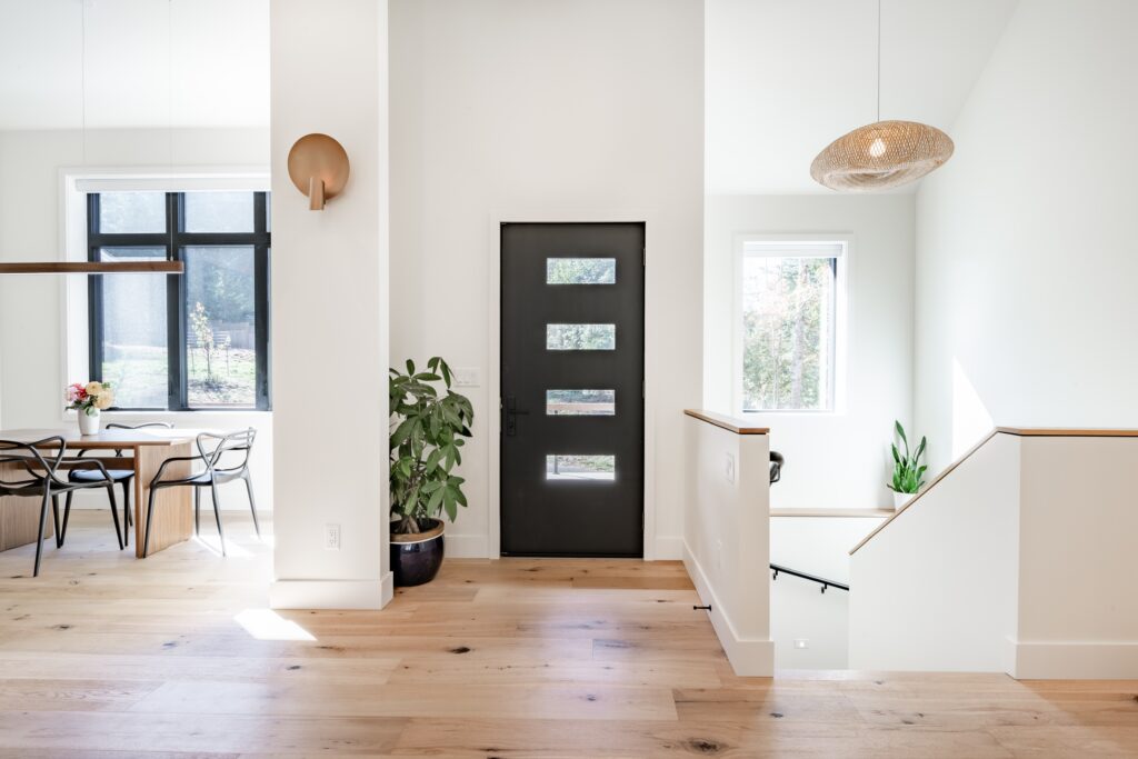 amenagement-interieur-maison-porte-fenetres